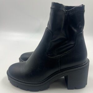 Dream Pairs Chunky Platform Boots Black Size 8